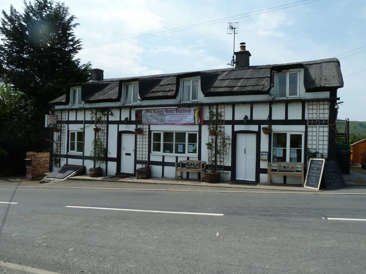 Mid Wales Inn Pant-y-Dwr Εξωτερικό φωτογραφία